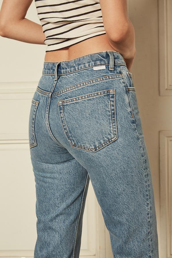 The Tommy High-Rise Straight Leg Jean
