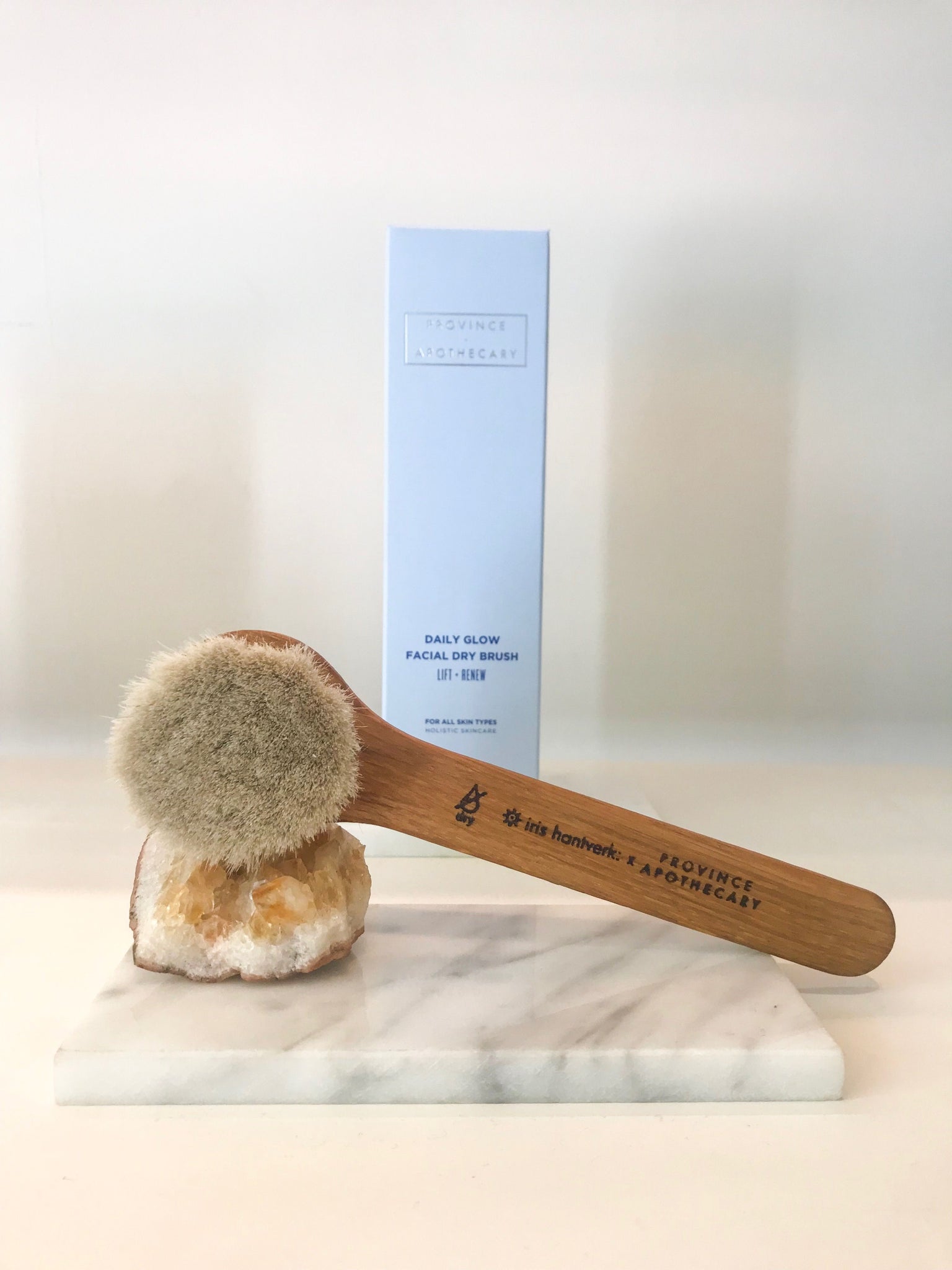 dry brush for dull congested skin blemishes